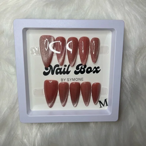 Nail Box “Summer Magic” - Handmade Press On Nails 💅 - Picture 4 of 4